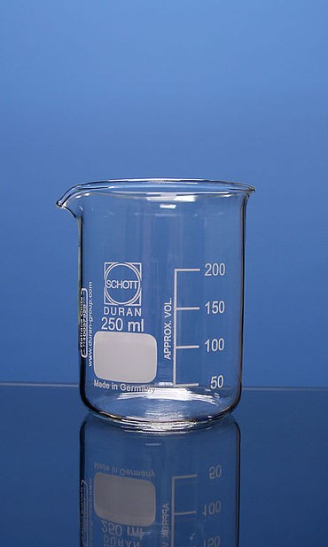 106 CASA LABORATORIJSKA 100 ML 1.jpg
